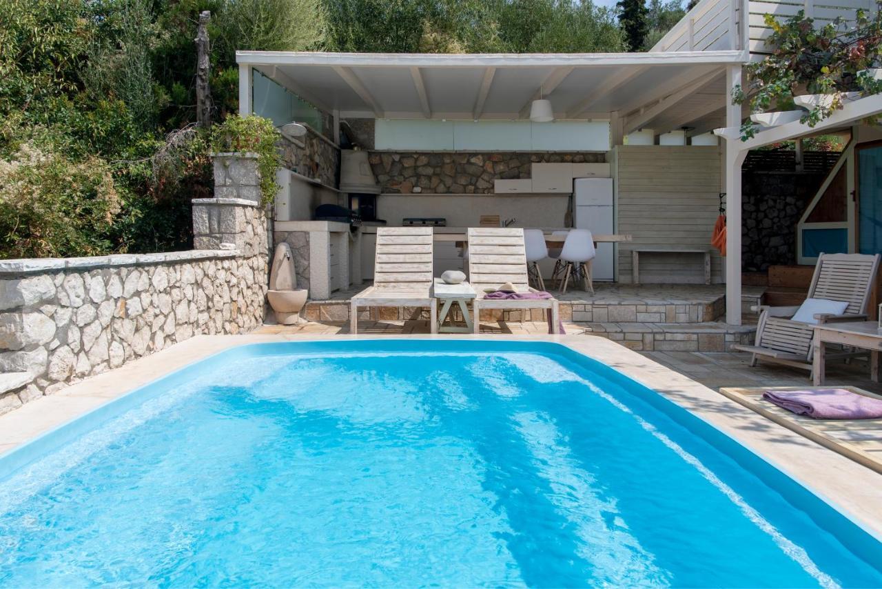 Villa Christianna Studios Áyios Nikítas 외부 사진
