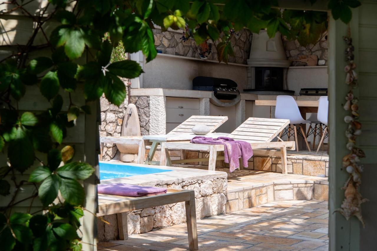 Villa Christianna Studios Áyios Nikítas 외부 사진